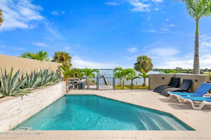 1809 Riverview Drive, Melbourne, FL 32901