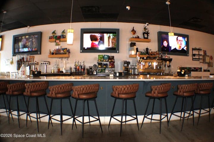 625 N Atlantic Avenue, Cocoa Beach, FL 32931